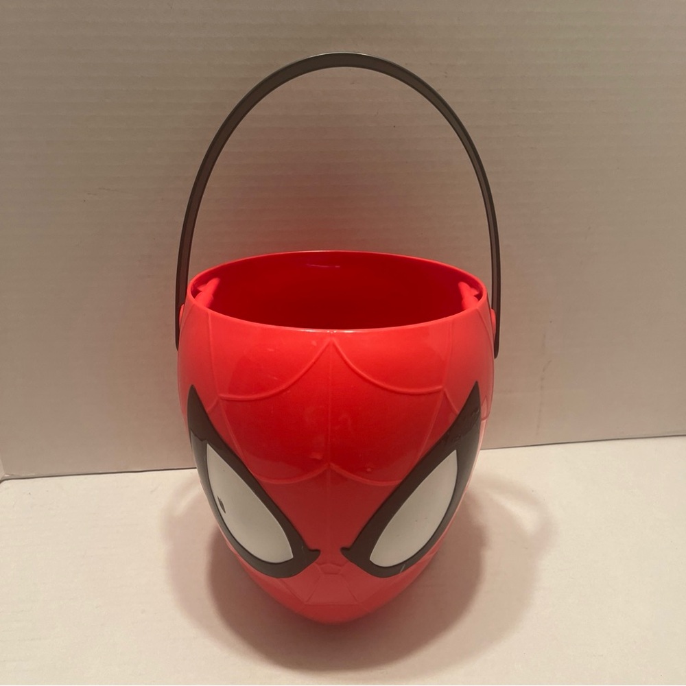 Red Spider-Man Halloween Bucket